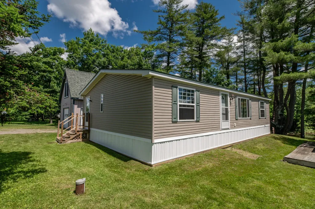 140 Cold Stream Road West Gardiner ME 04345