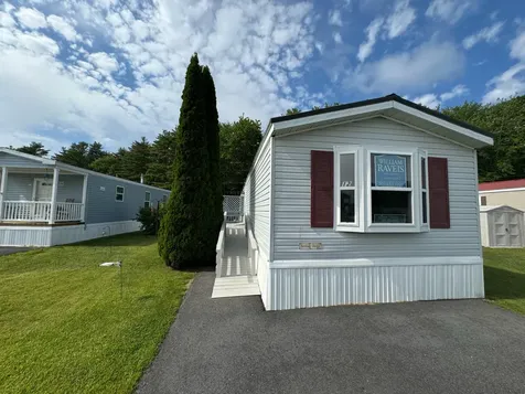 12 Elwell Lane Brunswick ME 04011