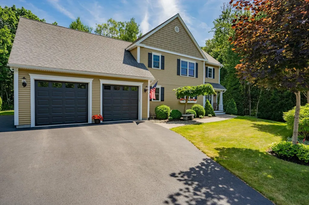 8 Mariners Cove Scarborough ME 04074