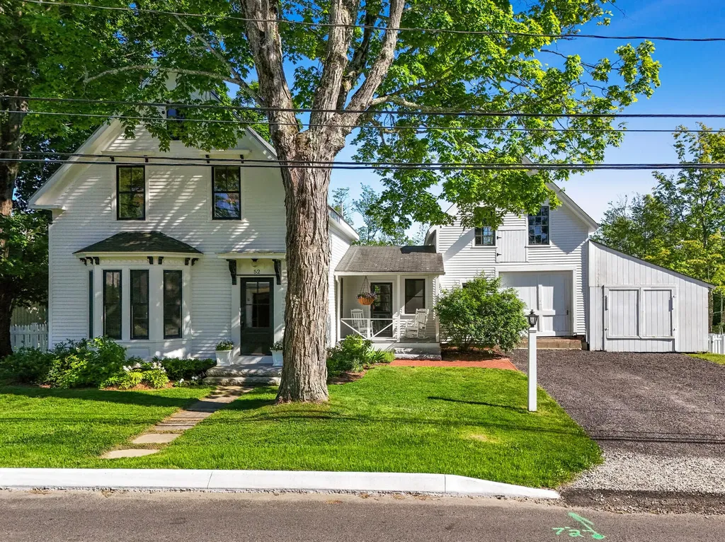 52 Pearl Street Camden ME 04843