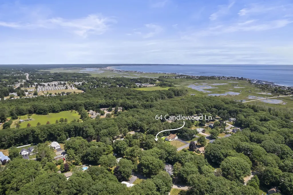 64 Candlewood Lane Wells ME 04090