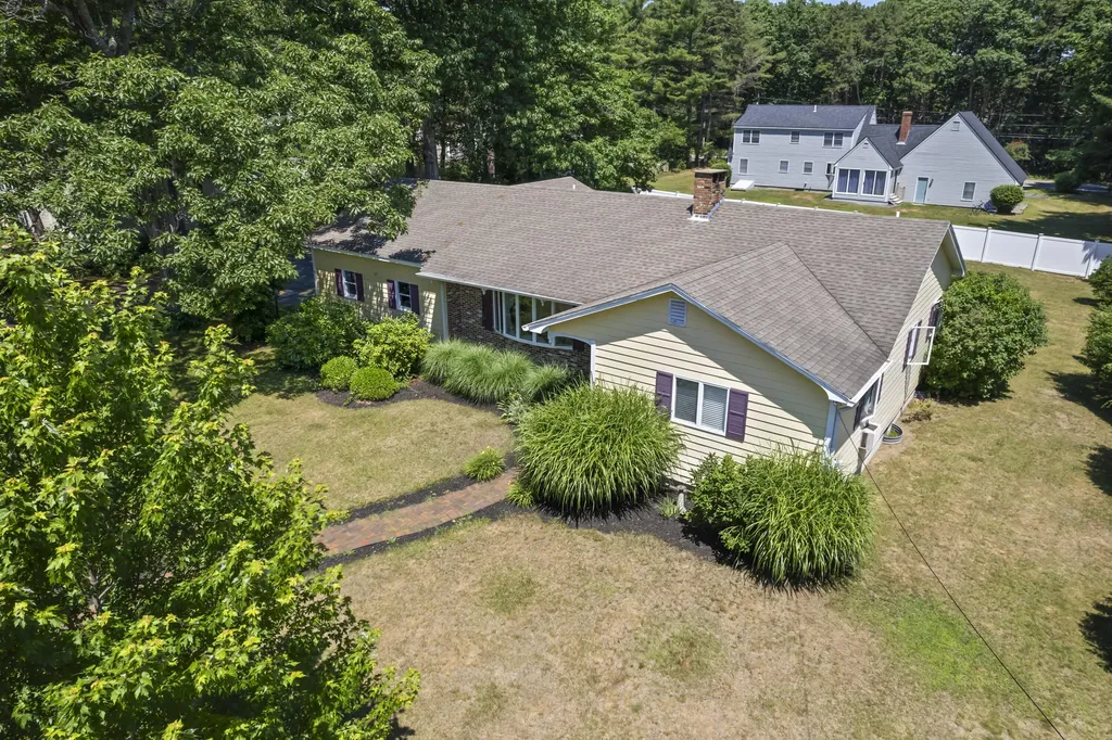 64 Candlewood Lane Wells ME 04090