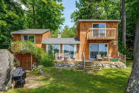 9 Lovejoy Island Way Harrison ME 04040