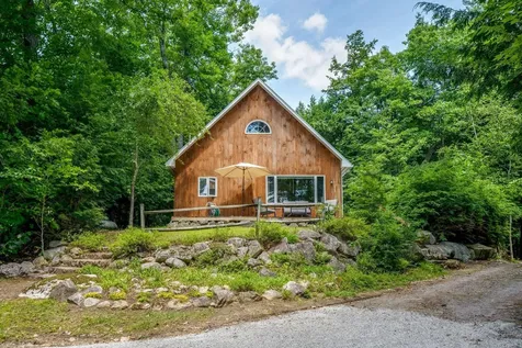 9 Lovejoy Island Way Harrison ME 04040