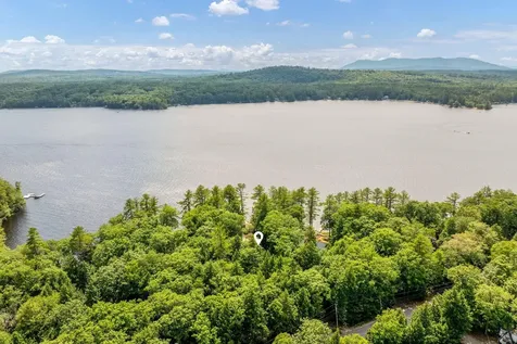 9 Lovejoy Island Way Harrison ME 04040