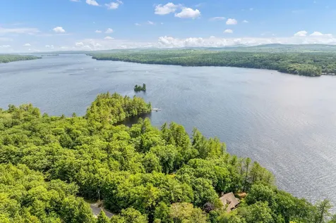 9 Lovejoy Island Way Harrison ME 04040