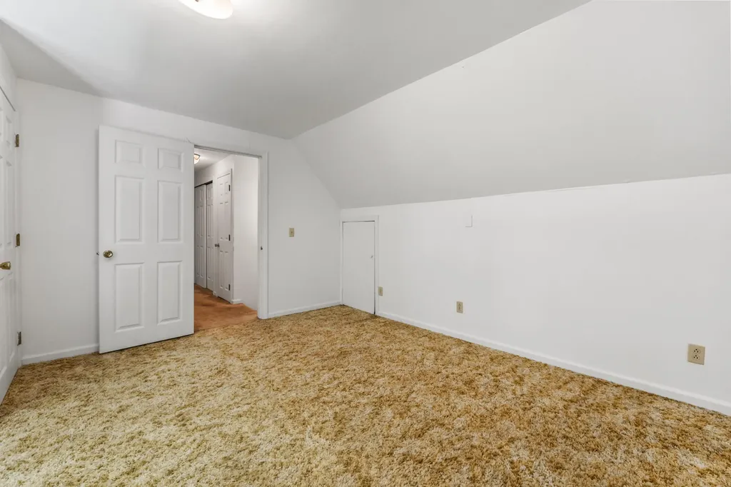 22 Donica Road York ME 03909