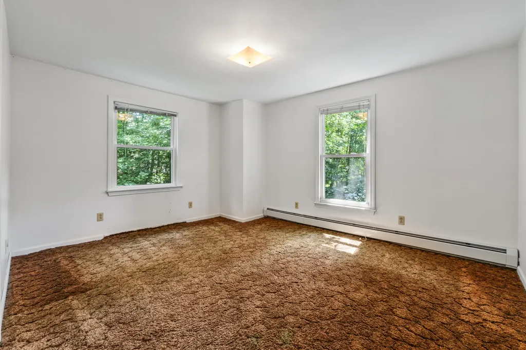 22 Donica Road York ME 03909