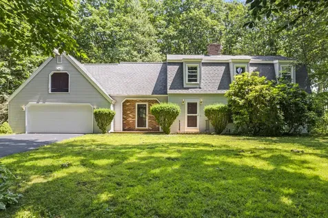 22 Donica Road York ME 03909