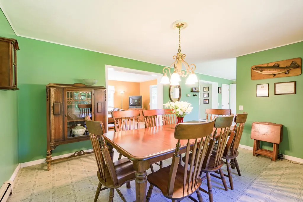 125 Cross Street Rockport ME 04856