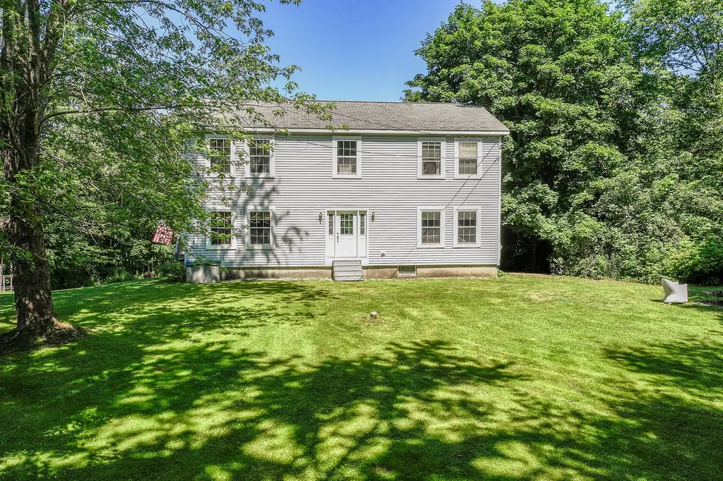 125 Cross Street Rockport ME 04856