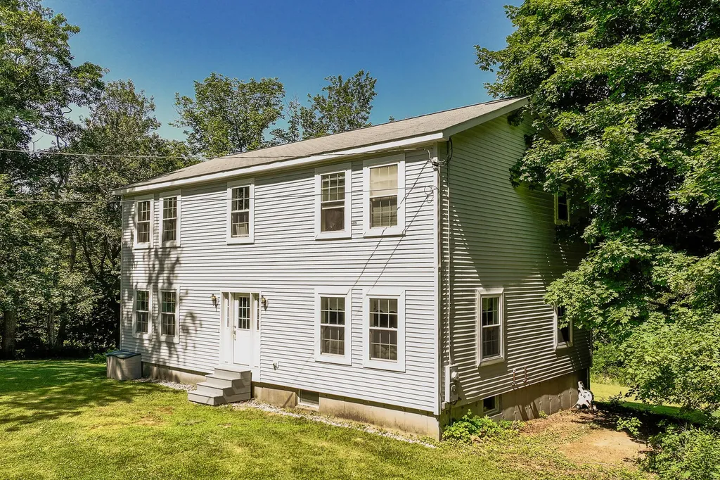 125 Cross Street Rockport ME 04856
