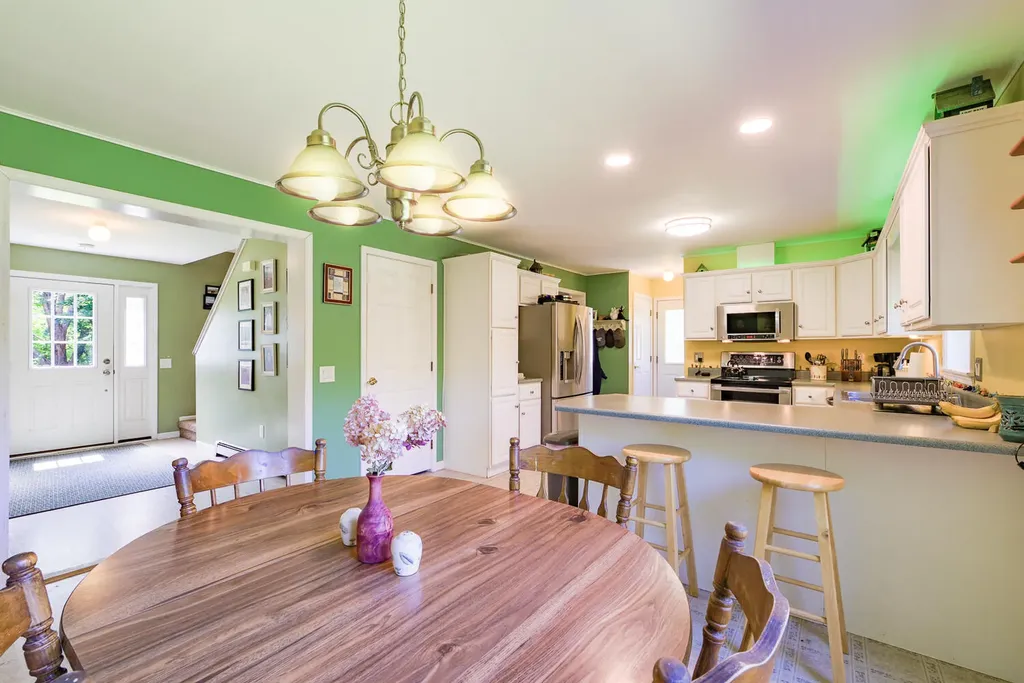 125 Cross Street Rockport ME 04856