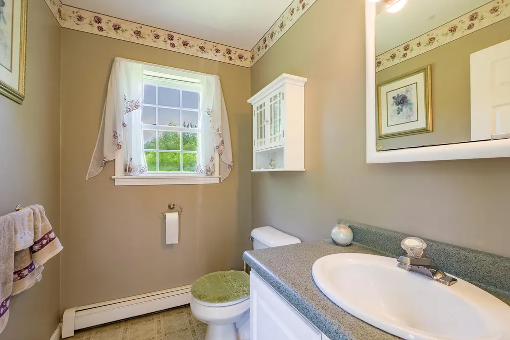 125 Cross Street Rockport ME 04856