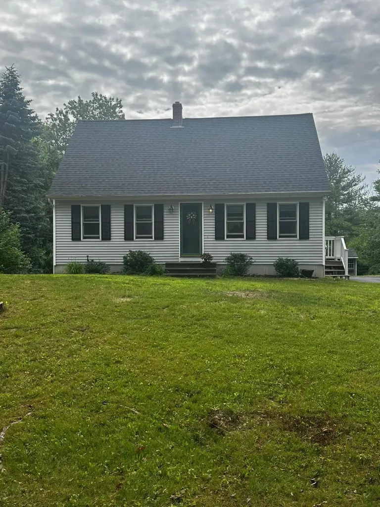 8 Starlit Way Windham ME 04062