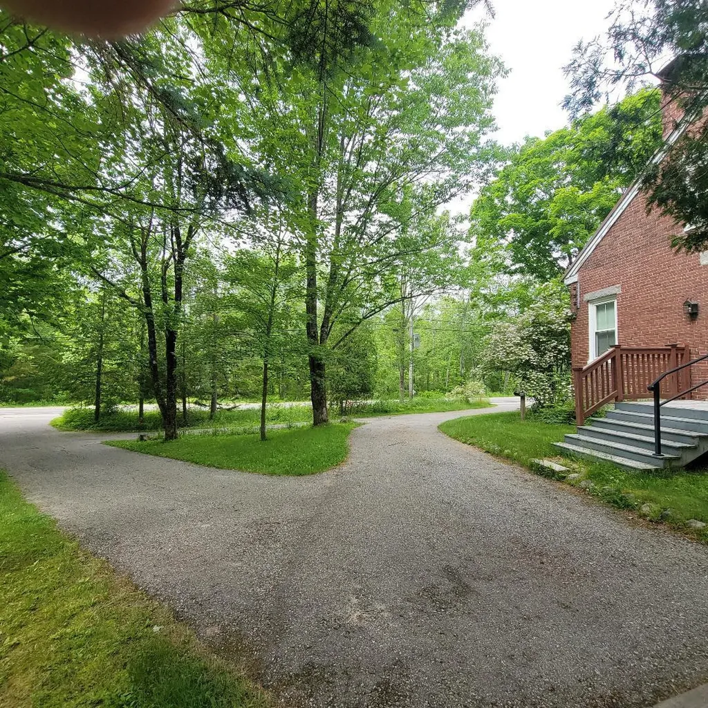 517 River Road Hollis ME 04042