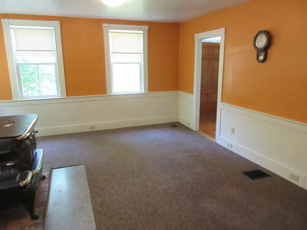 517 River Road Hollis ME 04042