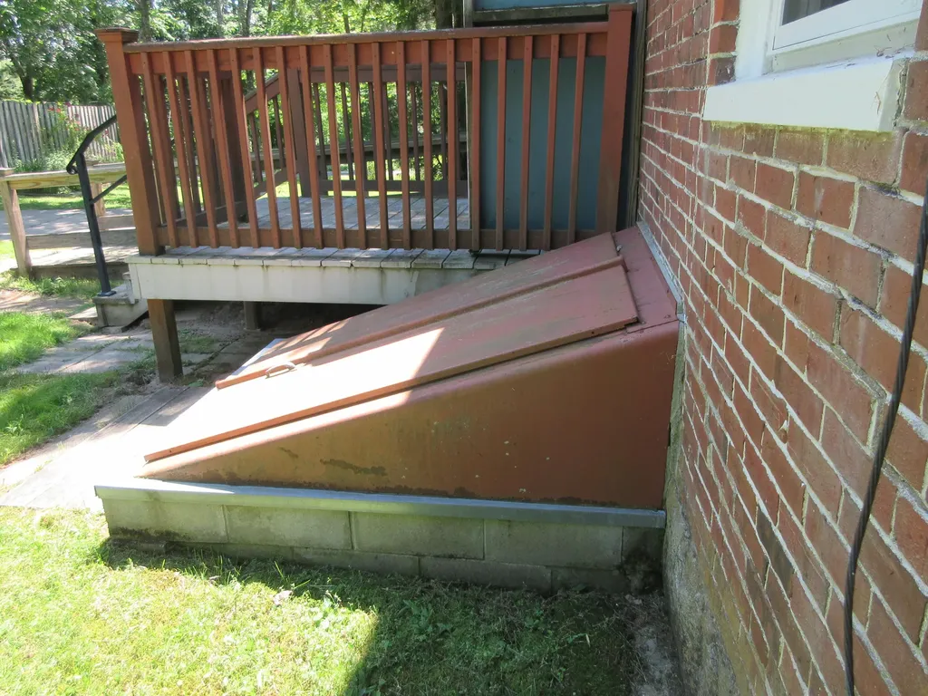 517 River Road Hollis ME 04042