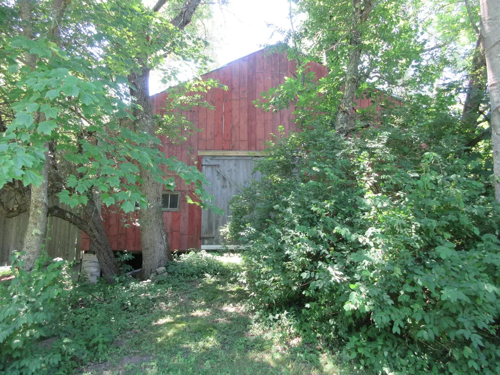 517 River Road Hollis ME 04042