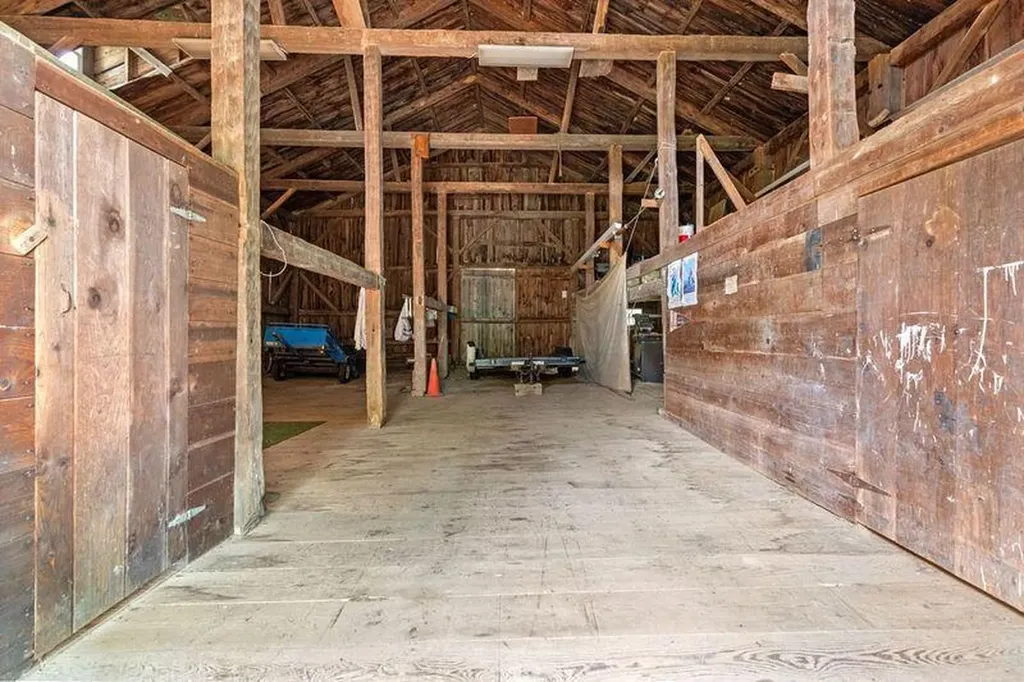 517 River Road Hollis ME 04042