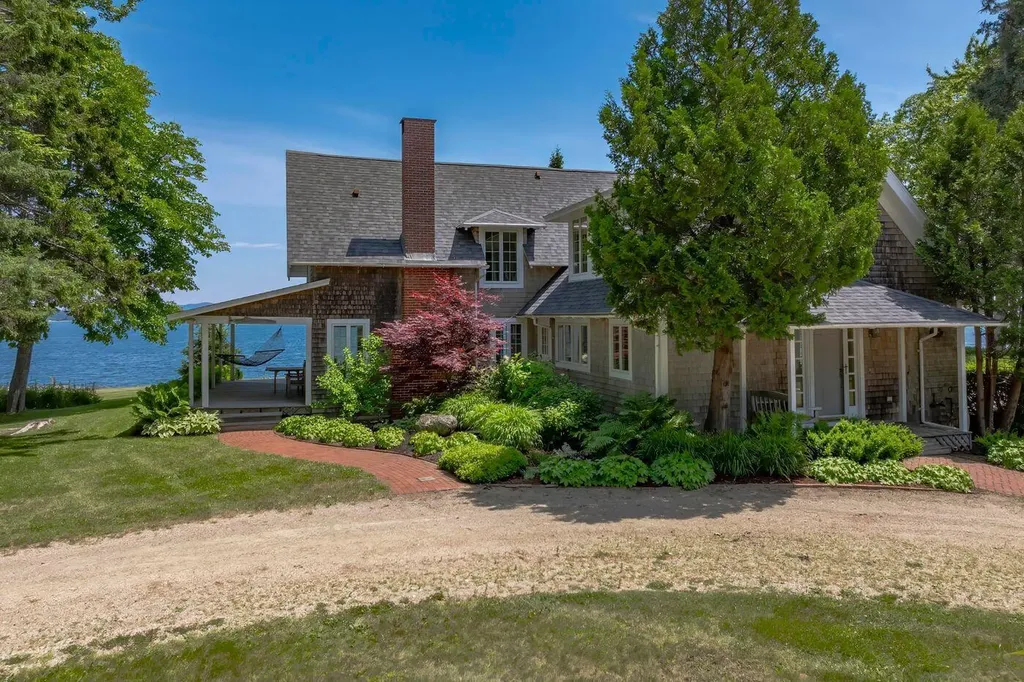 59 Willeke Lane Brooklin ME 04616