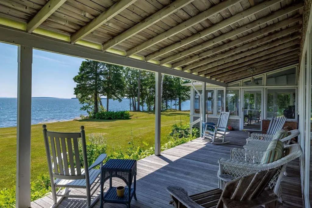 59 Willeke Lane Brooklin ME 04616