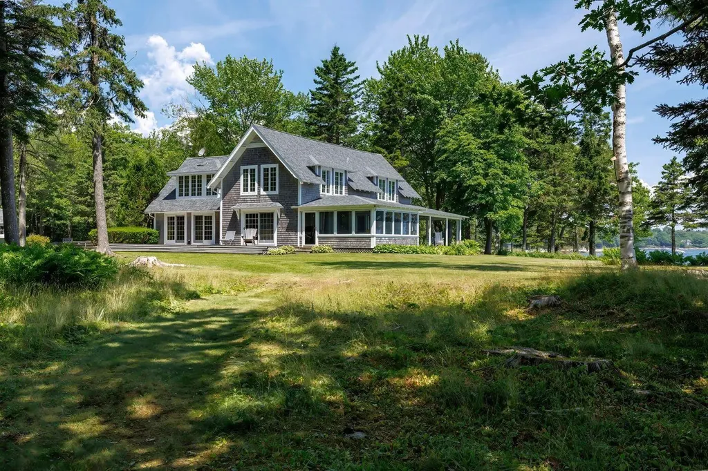 59 Willeke Lane Brooklin ME 04616