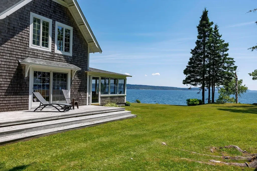 59 Willeke Lane Brooklin ME 04616