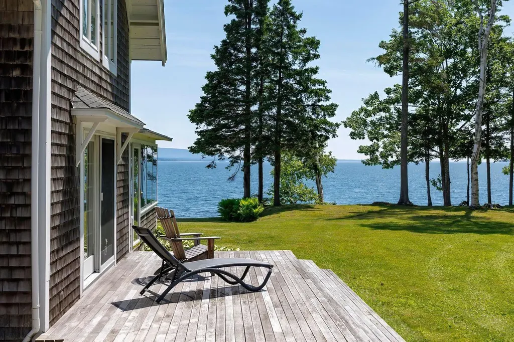 59 Willeke Lane Brooklin ME 04616