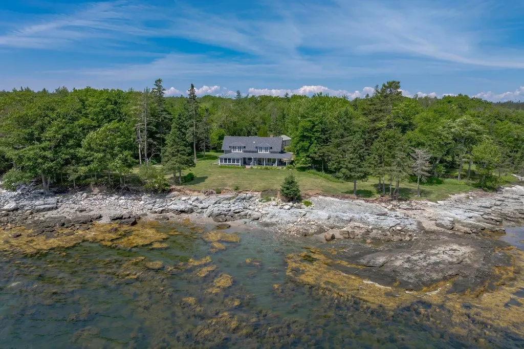 59 Willeke Lane Brooklin ME 04616