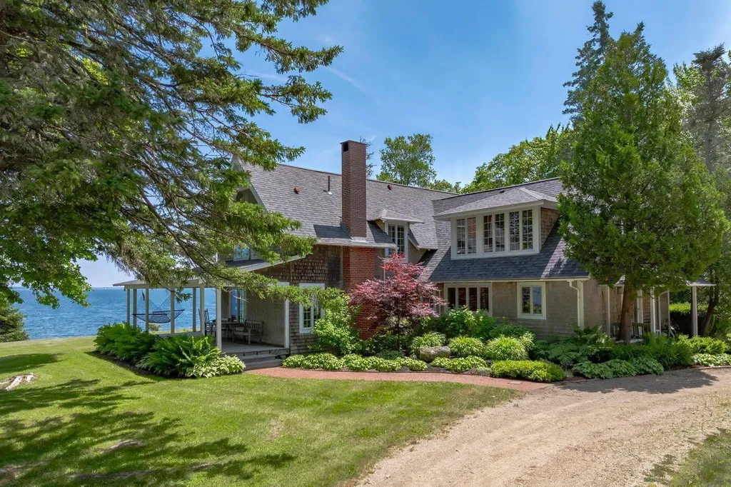 59 Willeke Lane Brooklin ME 04616