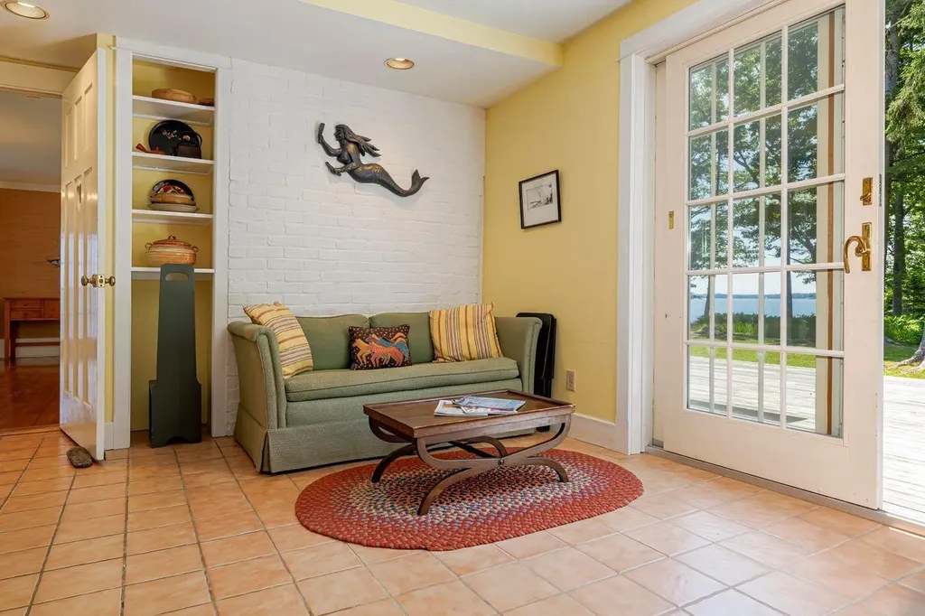59 Willeke Lane Brooklin ME 04616