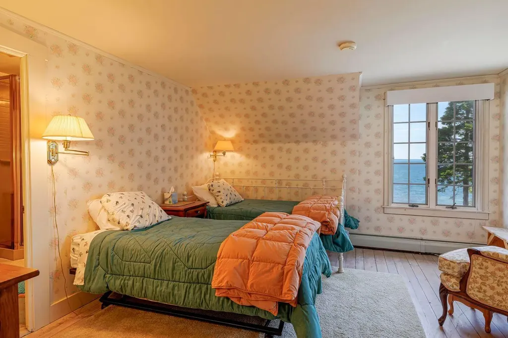 59 Willeke Lane Brooklin ME 04616
