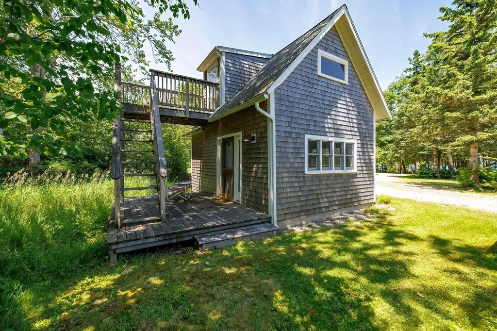 59 Willeke Lane Brooklin ME 04616