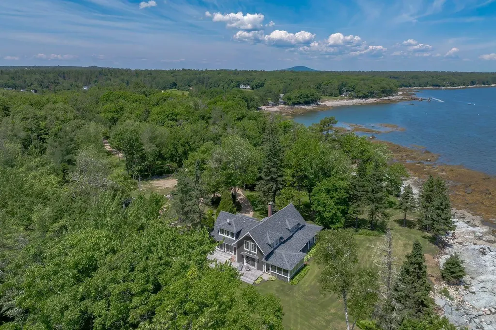 59 Willeke Lane Brooklin ME 04616