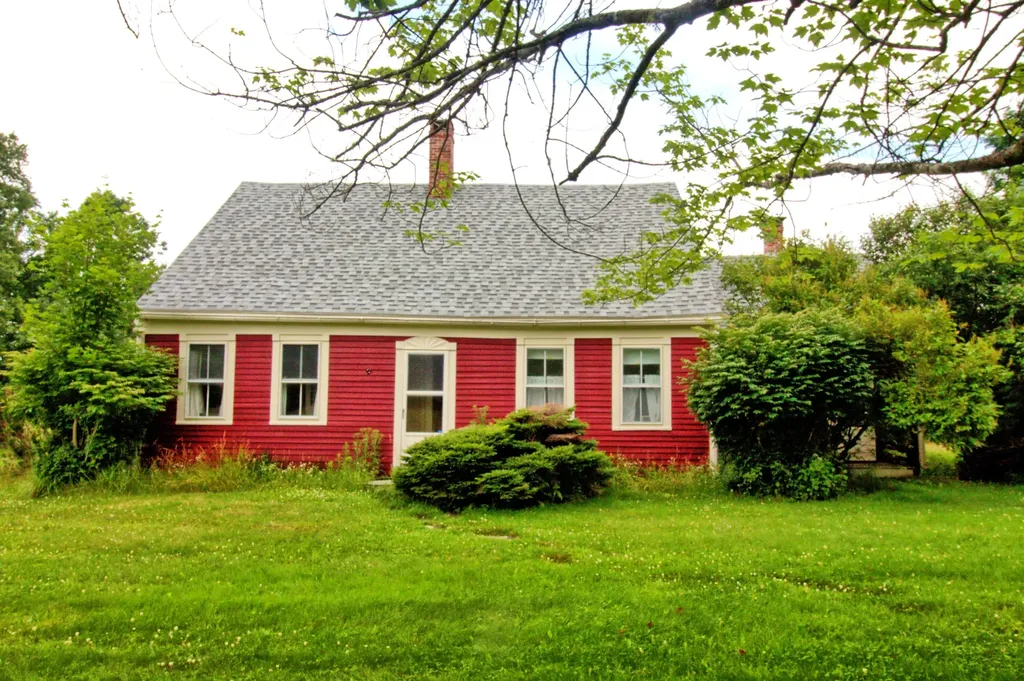 Orland ME 04472