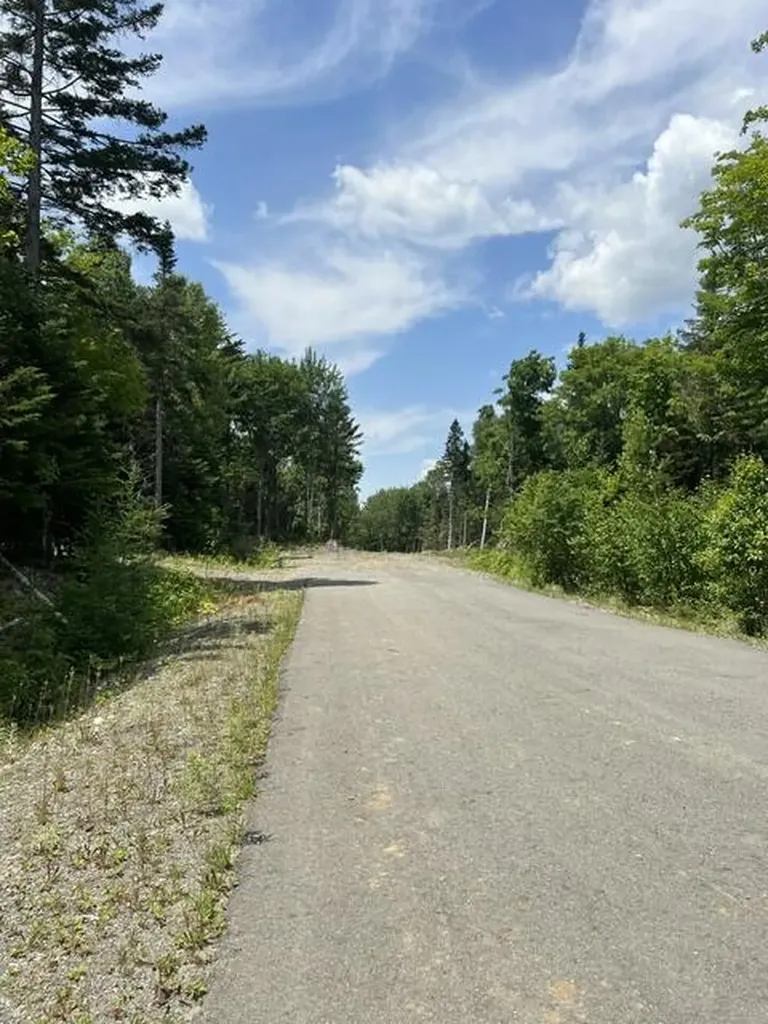 M12/41-123 Taylor Farm Road Rangeley ME 04970