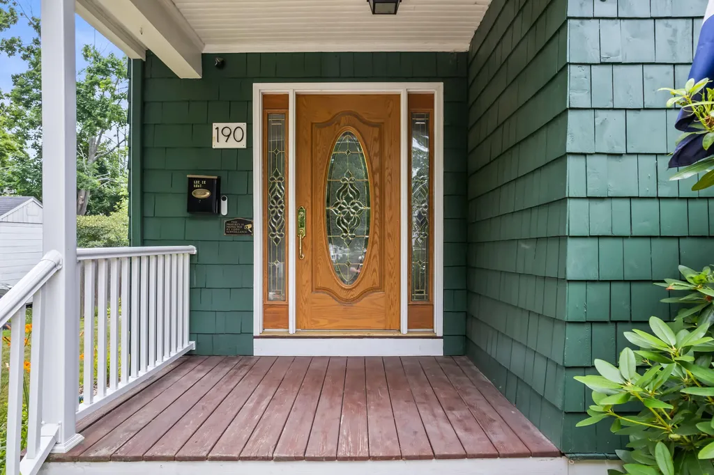 190 Broadway South Portland ME 04106