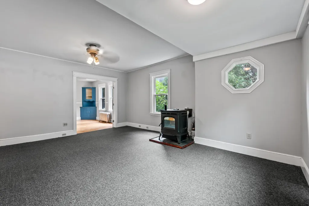 190 Broadway South Portland ME 04106