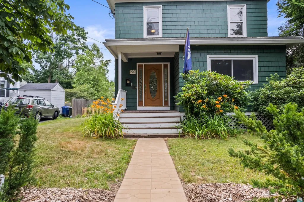 190 Broadway South Portland ME 04106