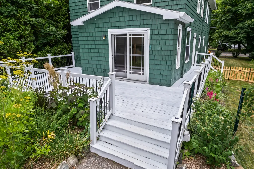 190 Broadway South Portland ME 04106