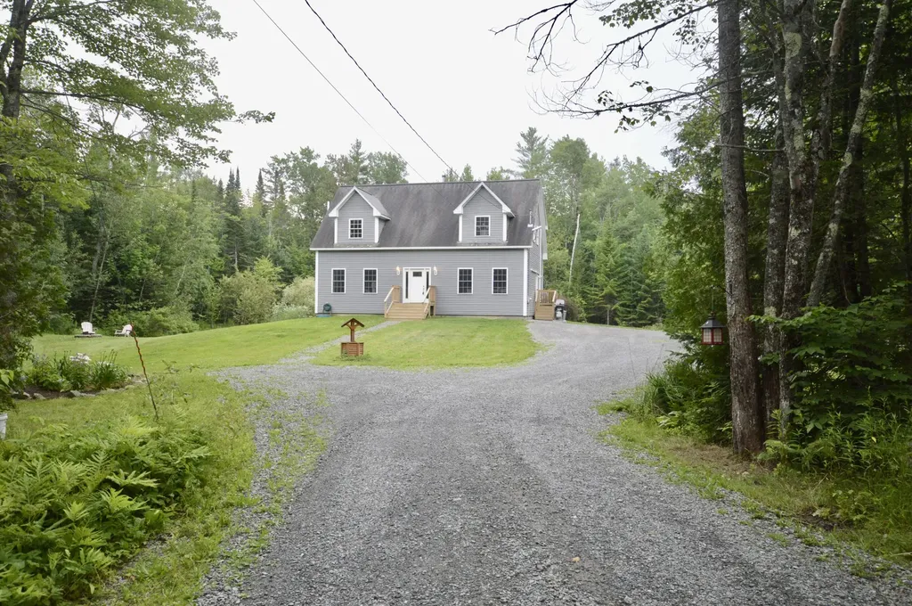 369 Nokomis Road Saint Albans ME 04971