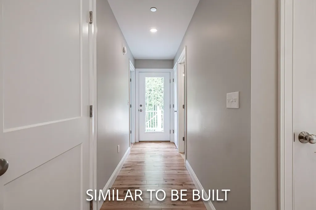 16 Heritage Way Saco ME 04072