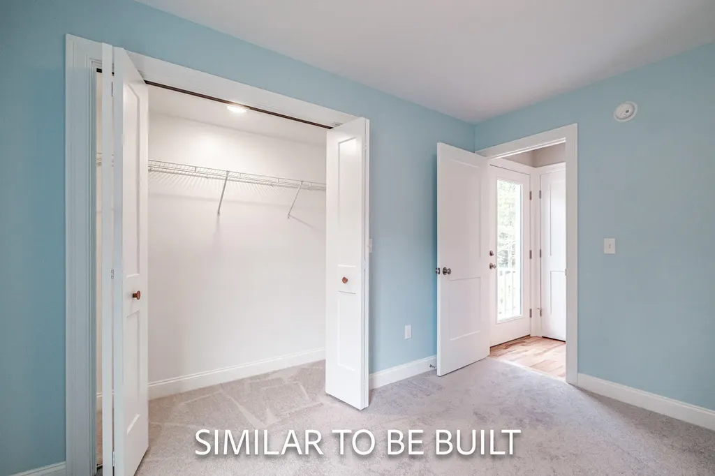 16 Heritage Way Saco ME 04072