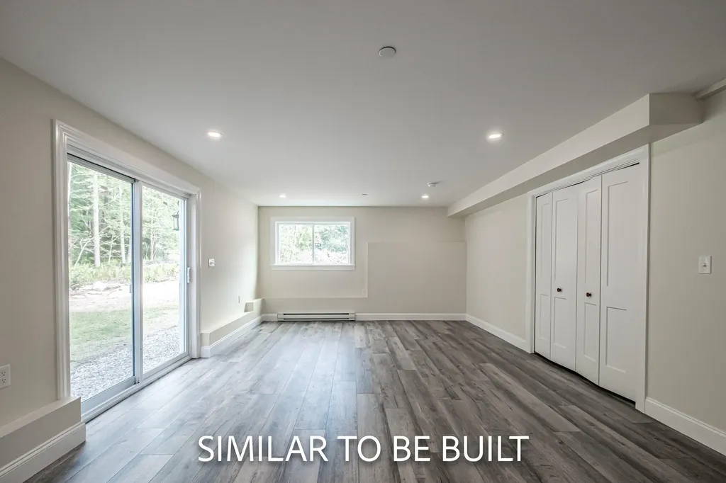 16 Heritage Way Saco ME 04072