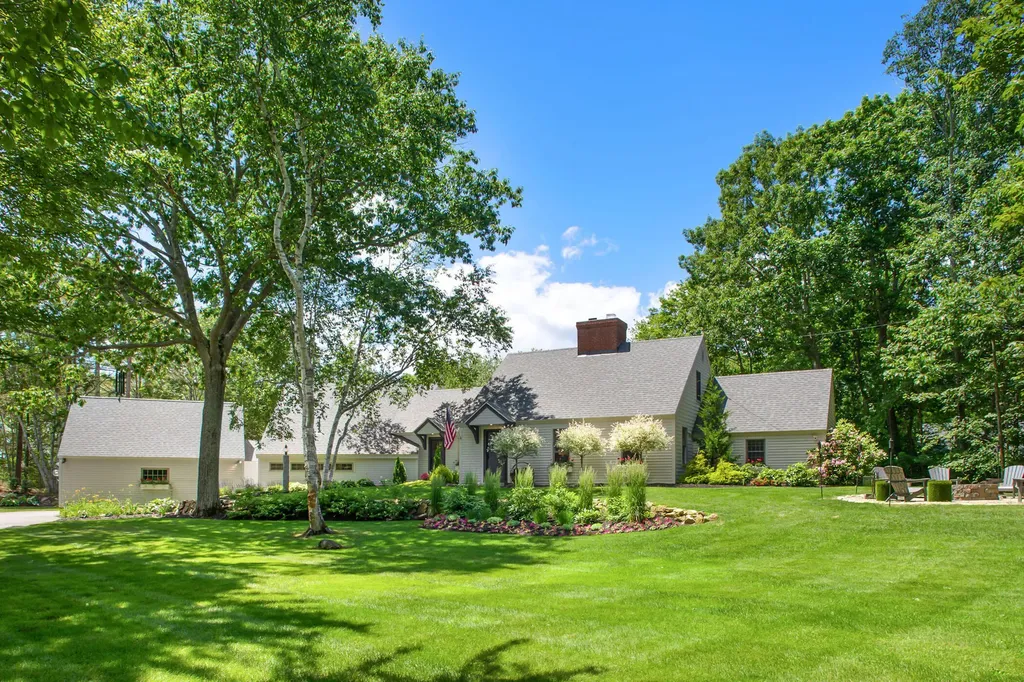 2 Elizabethan Drive Kennebunkport ME 04046