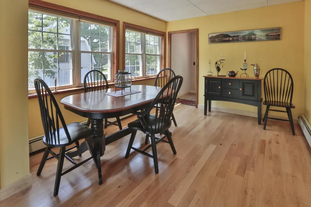 16 W Side Drive Verona Island ME 04416