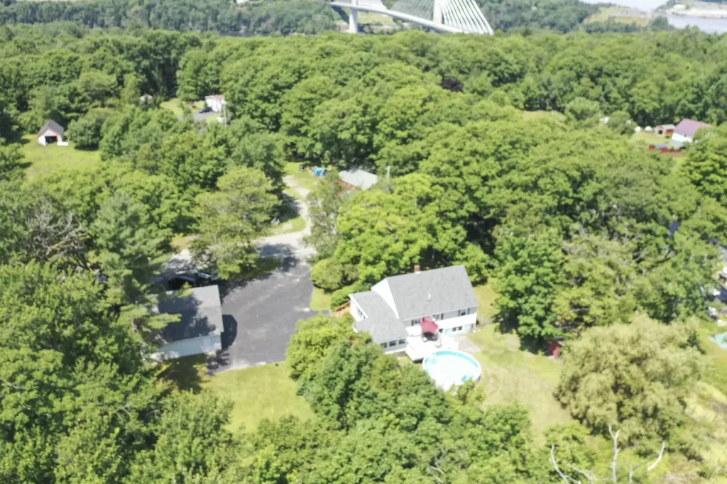 16 W Side Drive Verona Island ME 04416