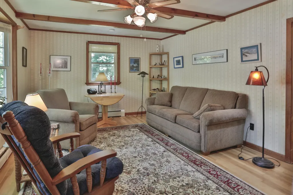 16 W Side Drive Verona Island ME 04416