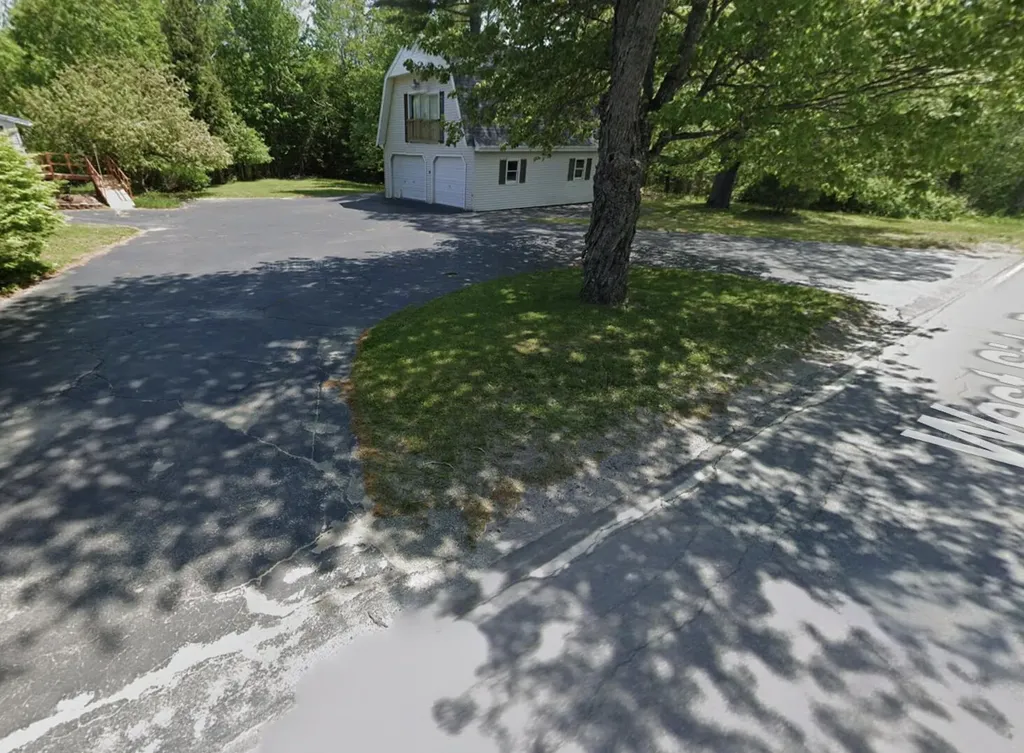 16 W Side Drive Verona Island ME 04416